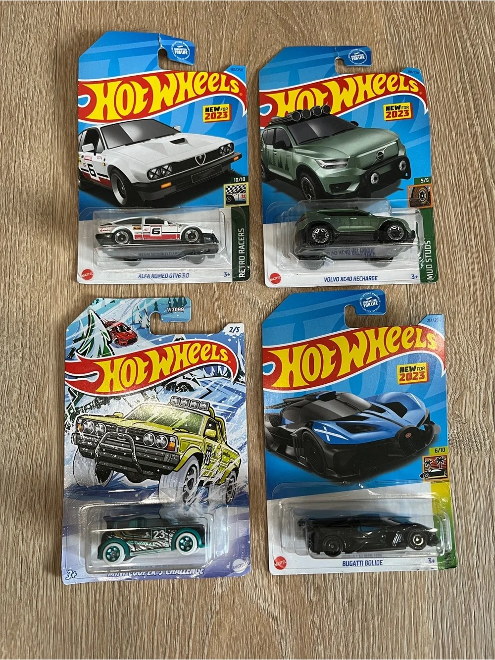 Hot Wheels/Matchbox Die-Cast Mainlines lot of 19